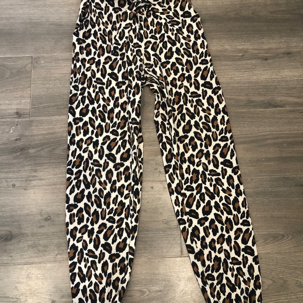 Day Trip‎ Small Ribbed Leopard Print Paperbag Pant - Picture 2 of 7